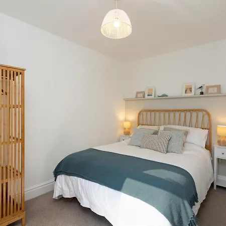 Tide @ Filey. Close To Beach. Dog Friendly. * Filey